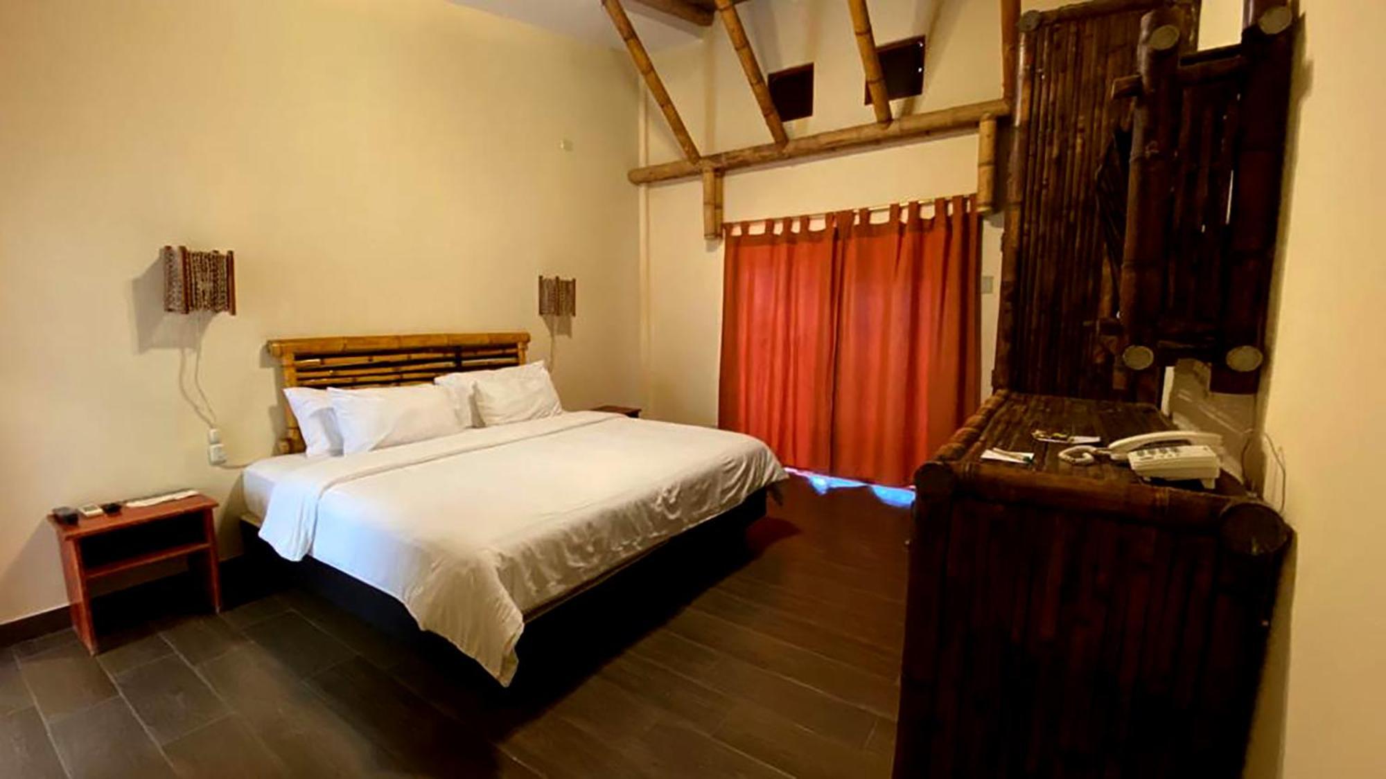 Nativa Bambu Ecolodge Montañita Eksteriør billede